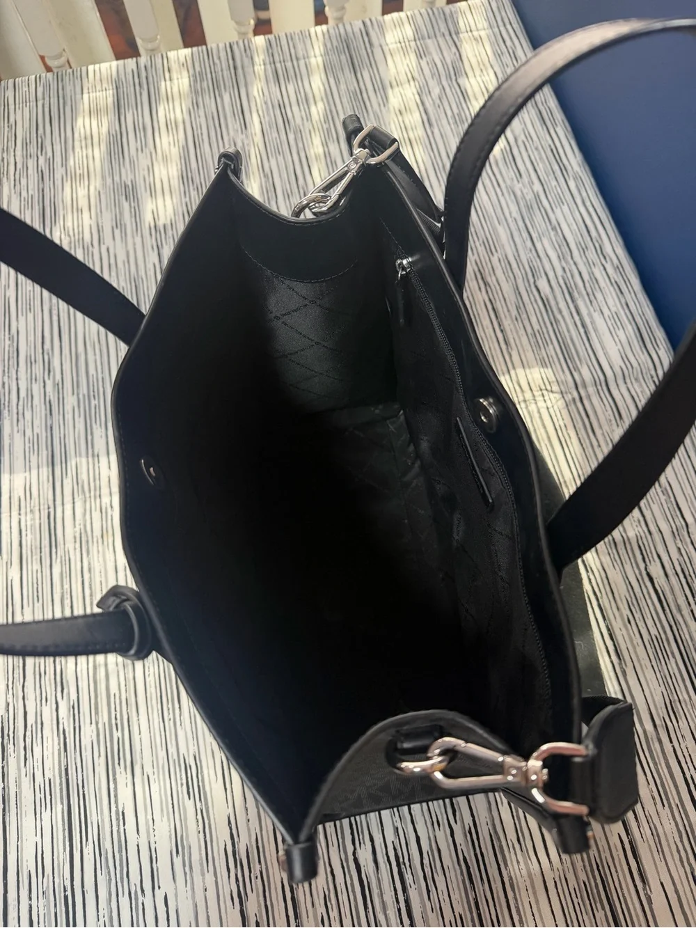 Michael Kors Black MK Logo Messenger Tote with Crossbody Strap